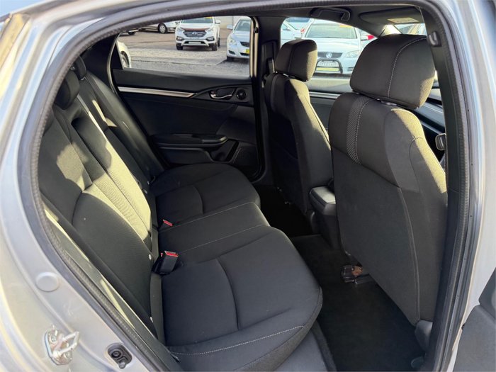 2020 HONDA CIVIC VTi-L