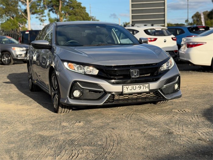 2020 HONDA CIVIC VTi-L