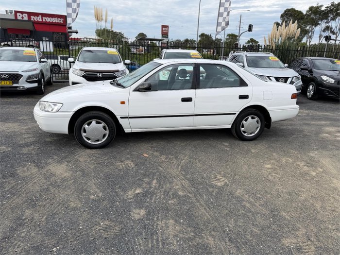 2000 TOYOTA CAMRY CONQUEST SXV20R WHITE