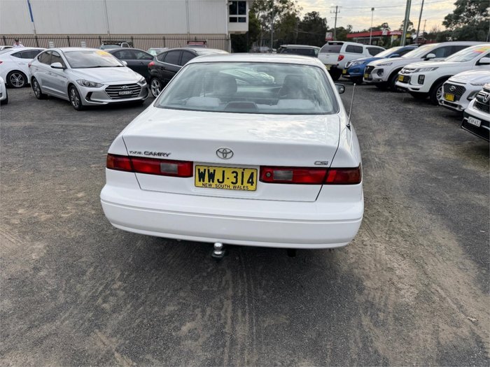 2000 TOYOTA CAMRY CONQUEST SXV20R WHITE