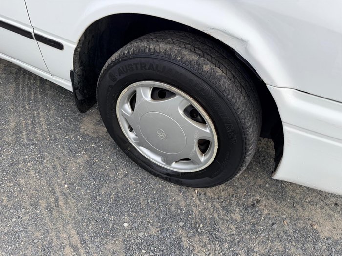 2000 TOYOTA CAMRY CONQUEST SXV20R WHITE