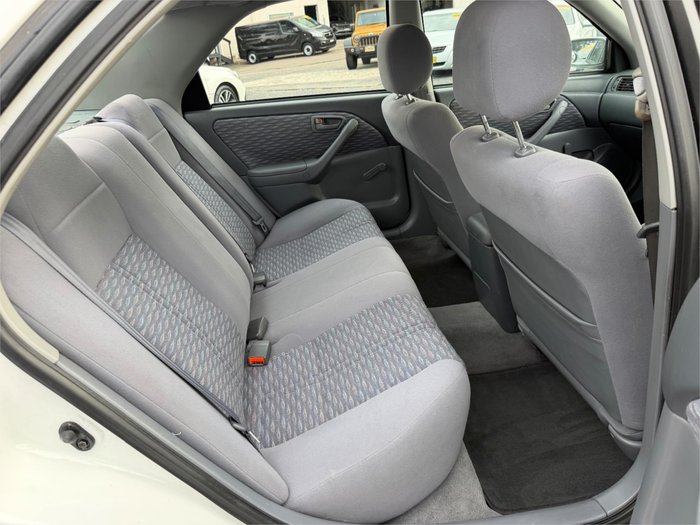 2000 TOYOTA CAMRY CONQUEST SXV20R WHITE