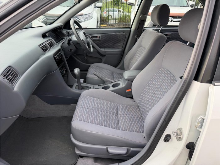 2000 TOYOTA CAMRY CONQUEST SXV20R WHITE