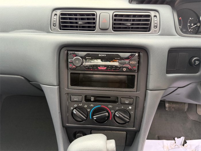 2000 TOYOTA CAMRY CONQUEST SXV20R WHITE