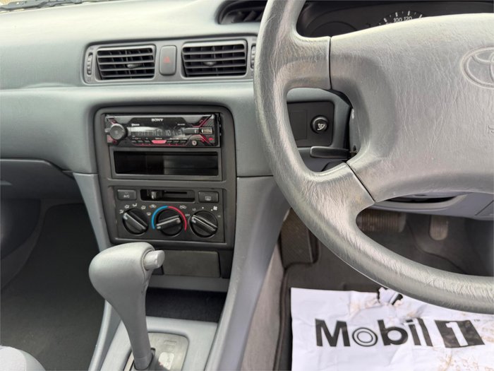 2000 TOYOTA CAMRY CONQUEST SXV20R WHITE