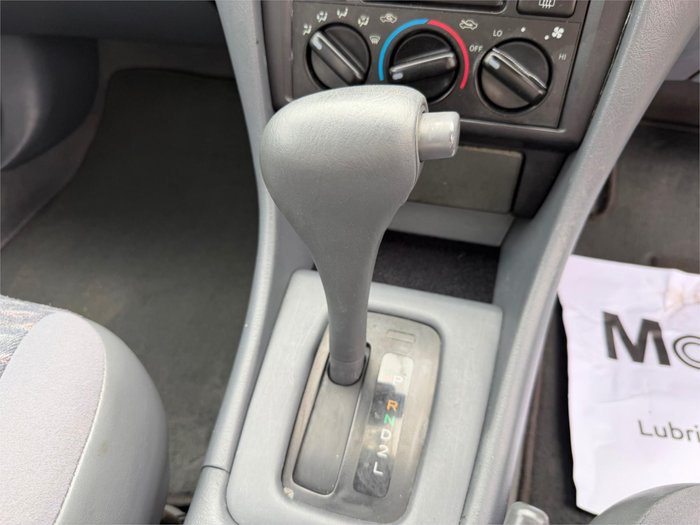 2000 TOYOTA CAMRY CONQUEST SXV20R WHITE