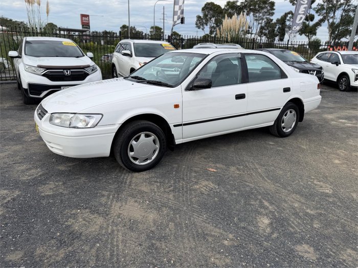 2000 TOYOTA CAMRY CONQUEST SXV20R WHITE