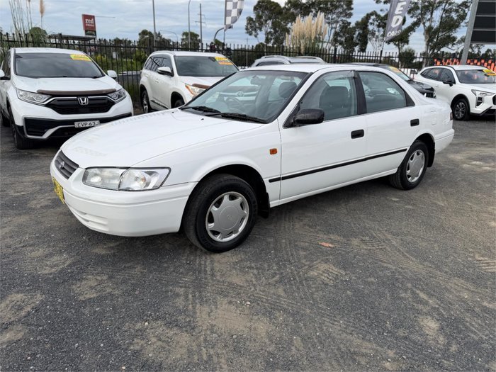 2000 TOYOTA CAMRY CONQUEST SXV20R WHITE