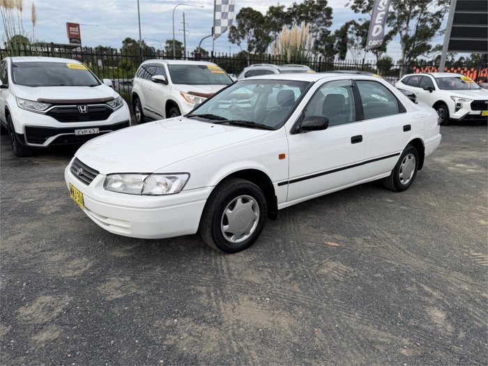 2000 TOYOTA CAMRY CONQUEST SXV20R WHITE