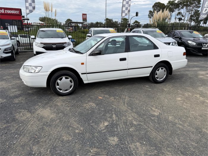 2000 TOYOTA CAMRY CONQUEST SXV20R WHITE
