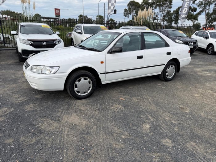 2000 TOYOTA CAMRY CONQUEST SXV20R WHITE