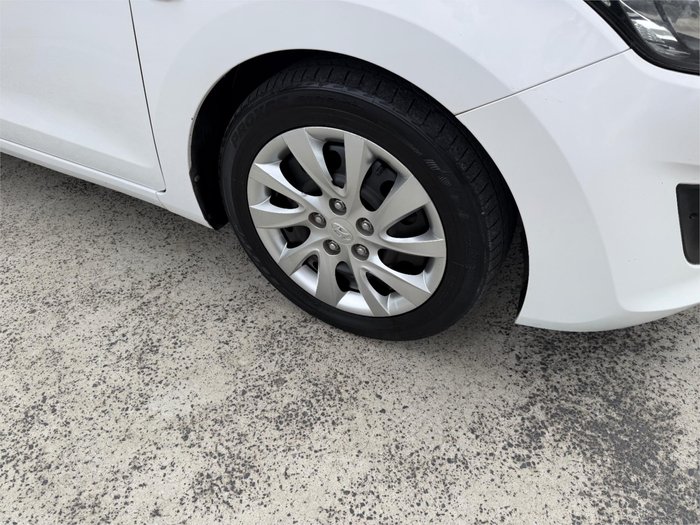 2012 HYUNDAI i30 ACTIVE