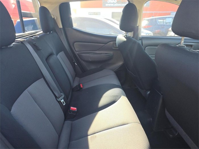 2016 Mitsubishi Triton GLX MQ MY16 4X4 Dual Range Sterling Silver