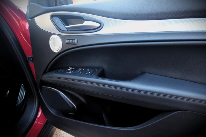 2019 Alfa Romeo Stelvio AWD Alfa Red