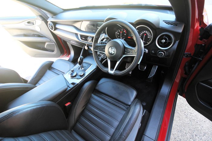 2019 Alfa Romeo Stelvio AWD Alfa Red