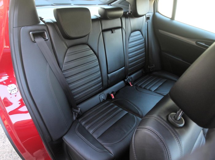 2019 Alfa Romeo Stelvio AWD Alfa Red