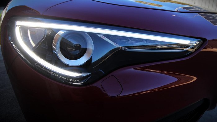 2019 Alfa Romeo Stelvio AWD Alfa Red