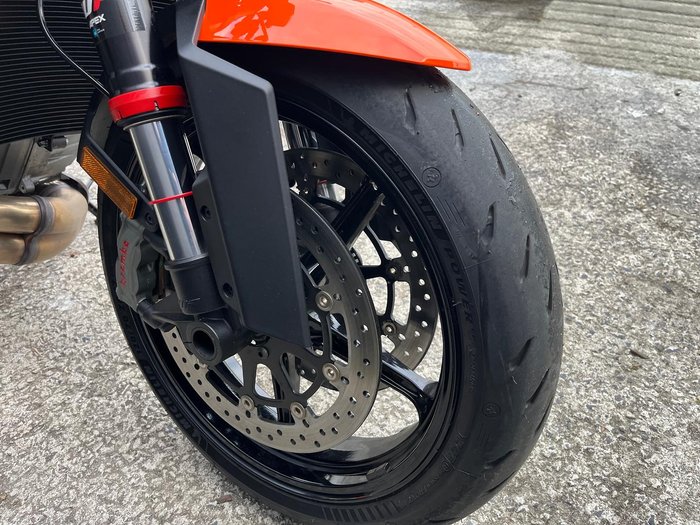 2025 KTM 1390 Super Duke R Super Duke Orange
