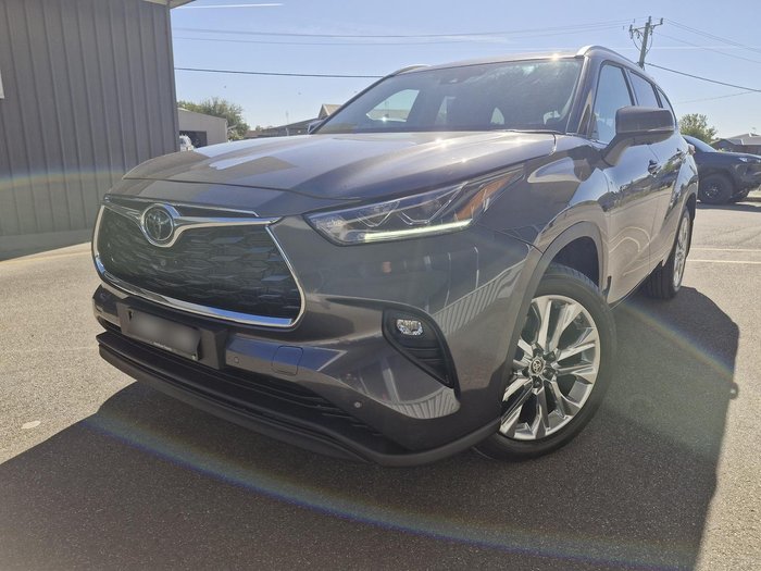 2025 Toyota Kluger Grande