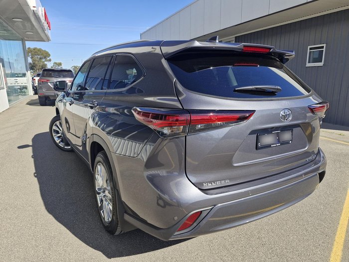 2025 Toyota Kluger Grande