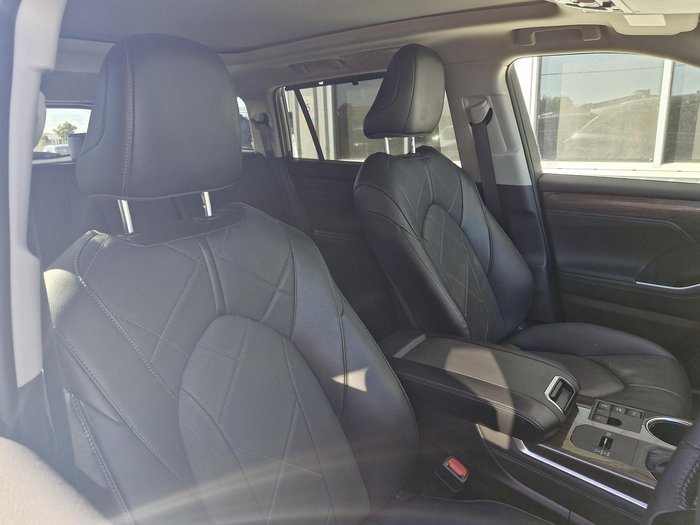 2025 Toyota Kluger Grande