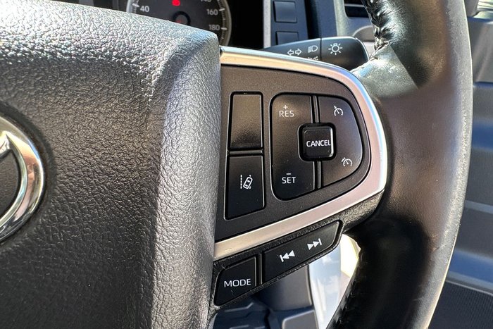 2021 Toyota Hiace GDH300R French Vanilla