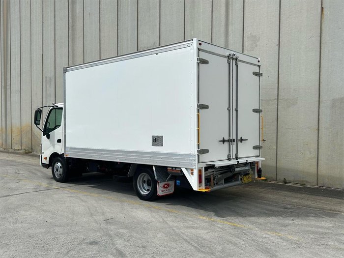 2021 Hino 300 Series 616