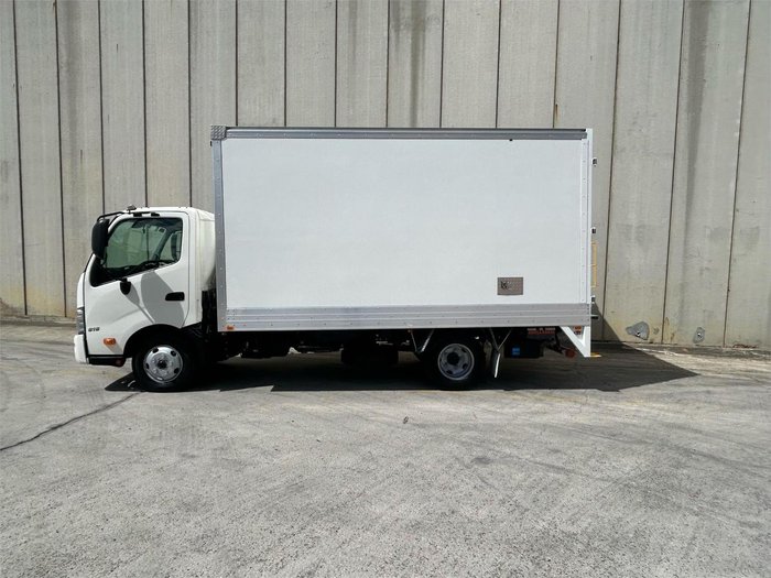 2021 Hino 300 Series 616