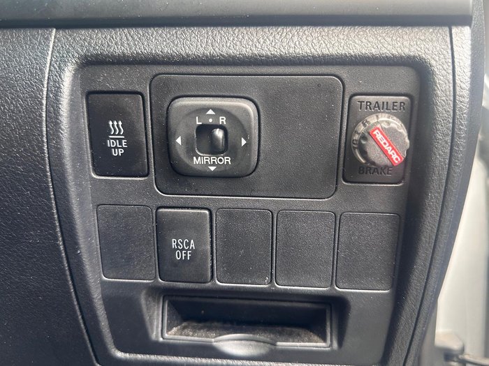 2011 Toyota Landcruiser GXL