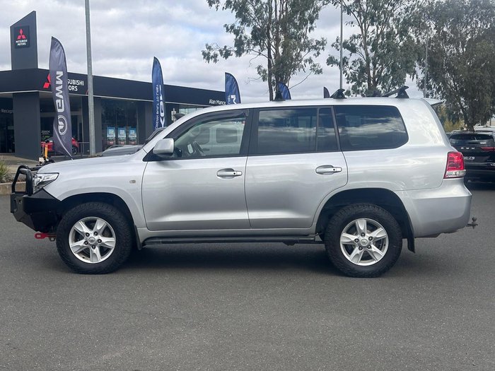 2011 Toyota Landcruiser GXL