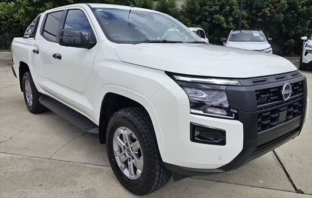 2025 NISSAN D27