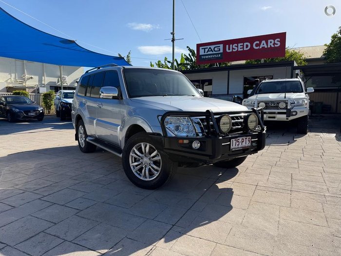 2015 Mitsubishi Pajero GLS
