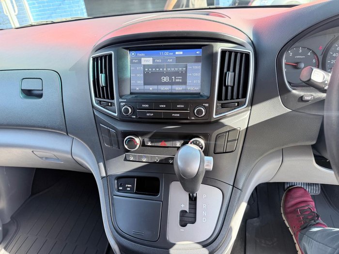 2018 Hyundai iLoad TQ3-V Series II MY18 Creamy White