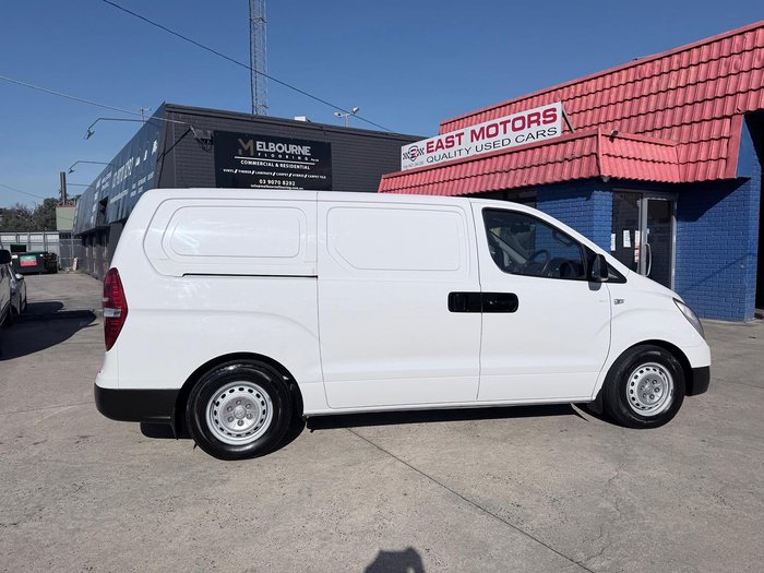 2018 Hyundai iLoad TQ3-V Series II MY18 Creamy White