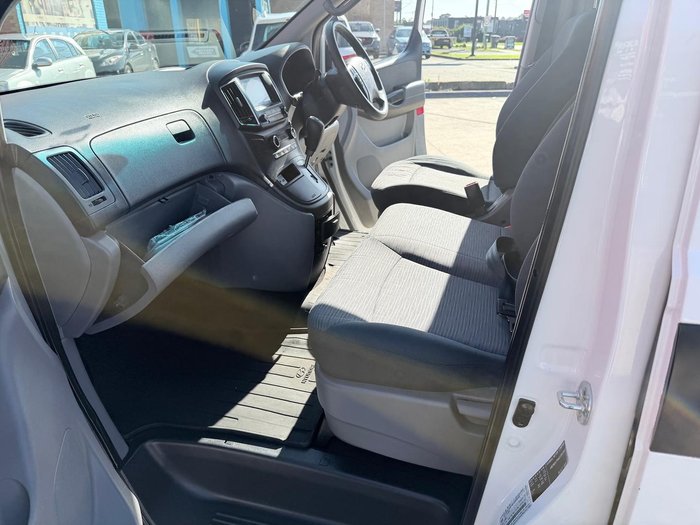 2018 Hyundai iLoad TQ3-V Series II MY18 Creamy White