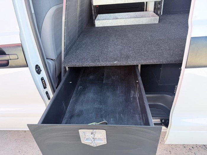 2018 Hyundai iLoad TQ3-V Series II MY18 Creamy White