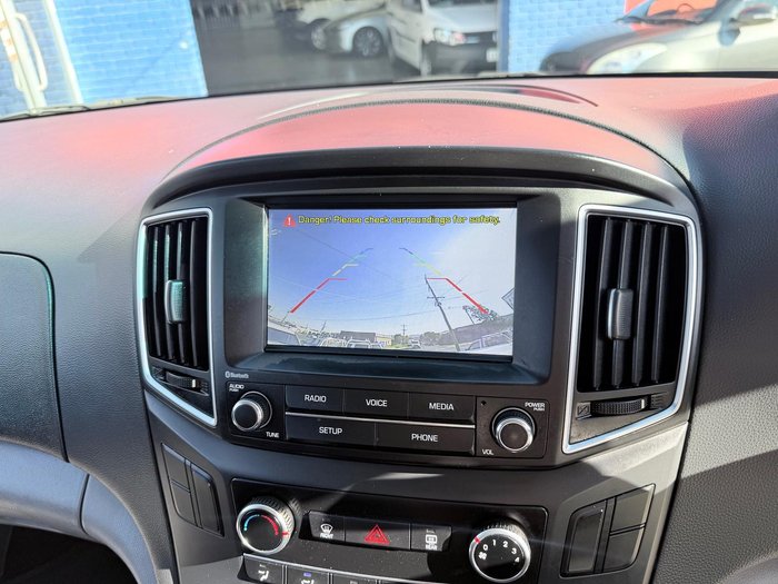 2018 Hyundai iLoad TQ3-V Series II MY18 Creamy White