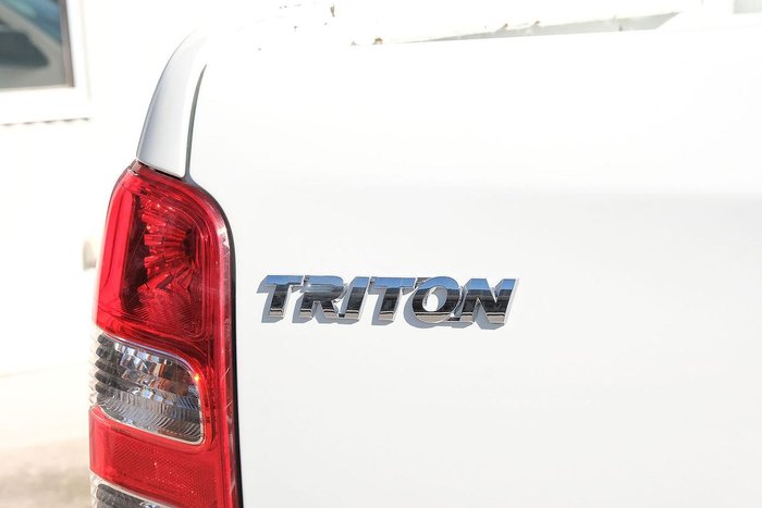 2018 Mitsubishi Triton GLX