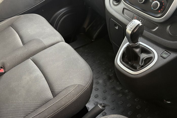 2022 Renault Trafic Premium 125kW