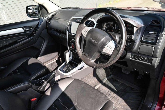 2018 Isuzu MU-X LS-T
