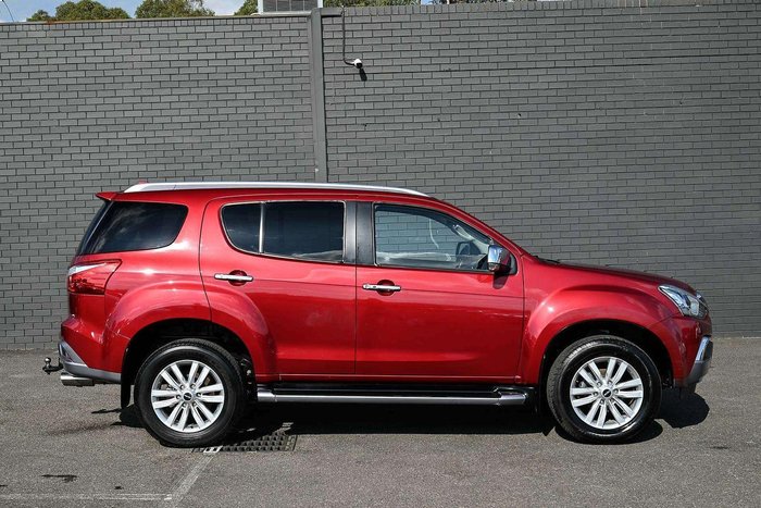2018 Isuzu MU-X LS-T