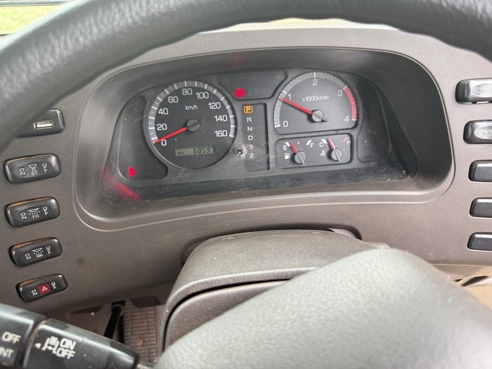 2015 Fuso Rosa WHITE