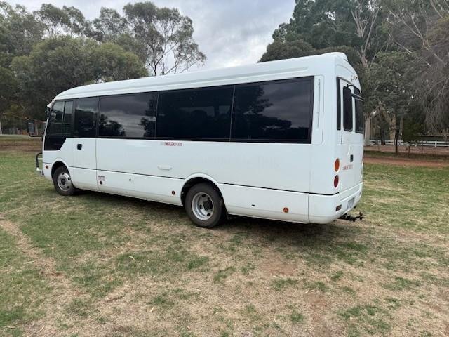 2015 Fuso Rosa WHITE