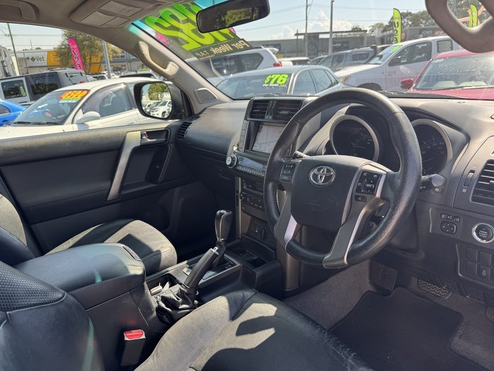 2013 Toyota Landcruiser Prado Altitude