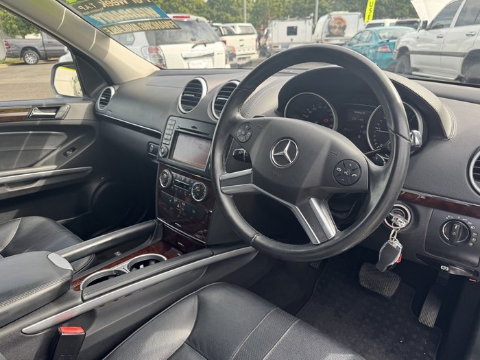 2010 Mercedes-Benz M-Class ML350 CDI BlueEFFICIENCY
