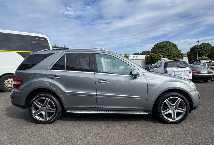 2010 Mercedes-Benz M-Class ML350 CDI BlueEFFICIENCY