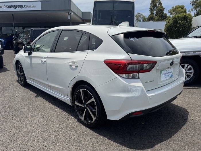 2022 Subaru Impreza 2.0i-S