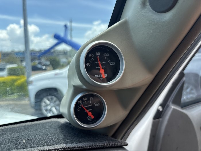 2010 Nissan Patrol DX