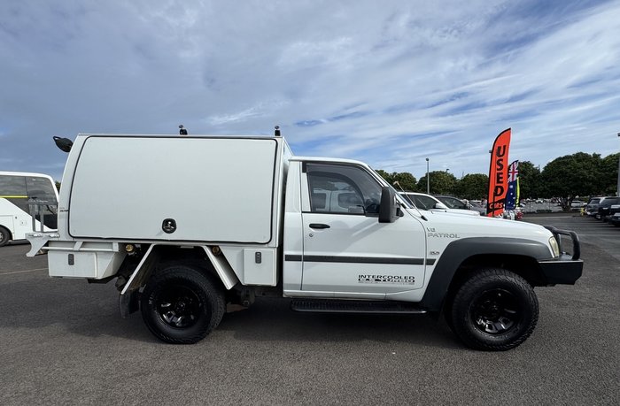 2010 Nissan Patrol DX