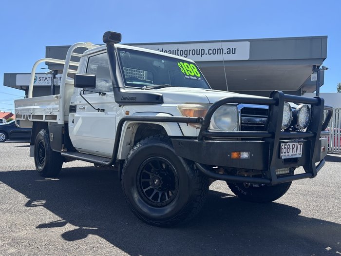 2011 Toyota Landcruiser GXL